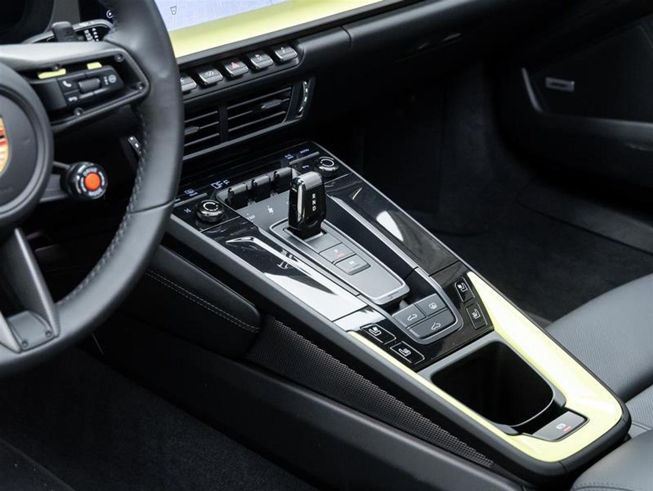 2025 Porsche 911  Photo