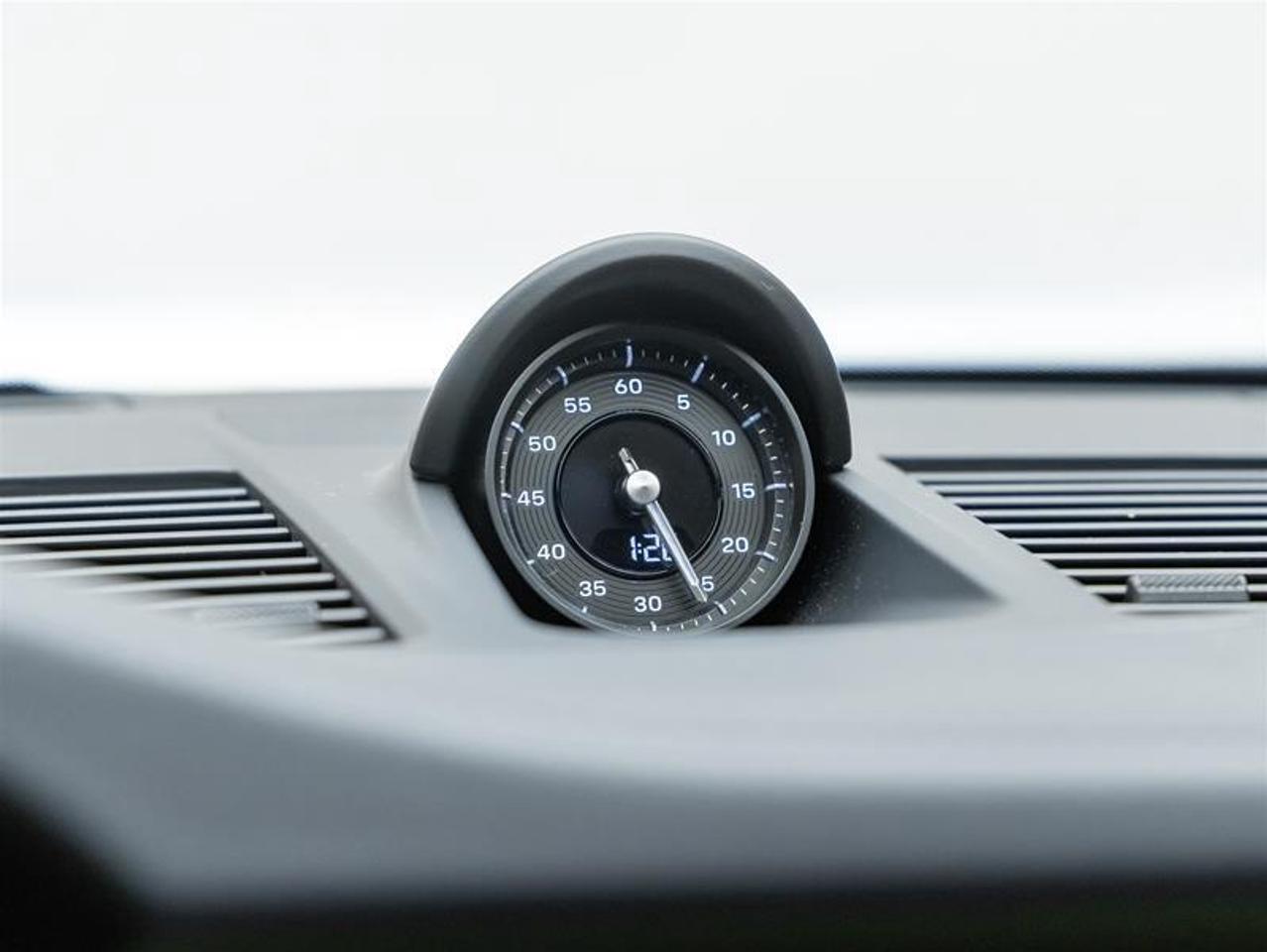 2025 Porsche 911  Photo