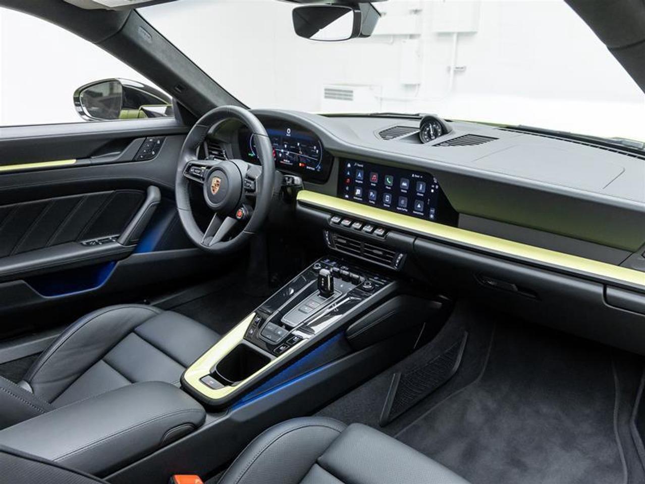 2025 Porsche 911  Photo
