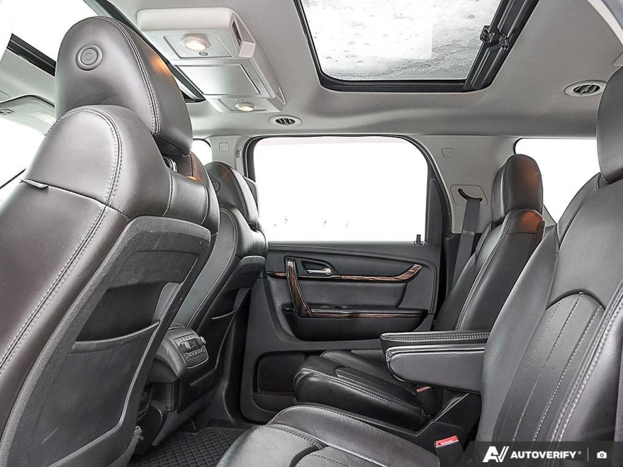 2014 GMC Acadia AWD 4DR DENALI Photo