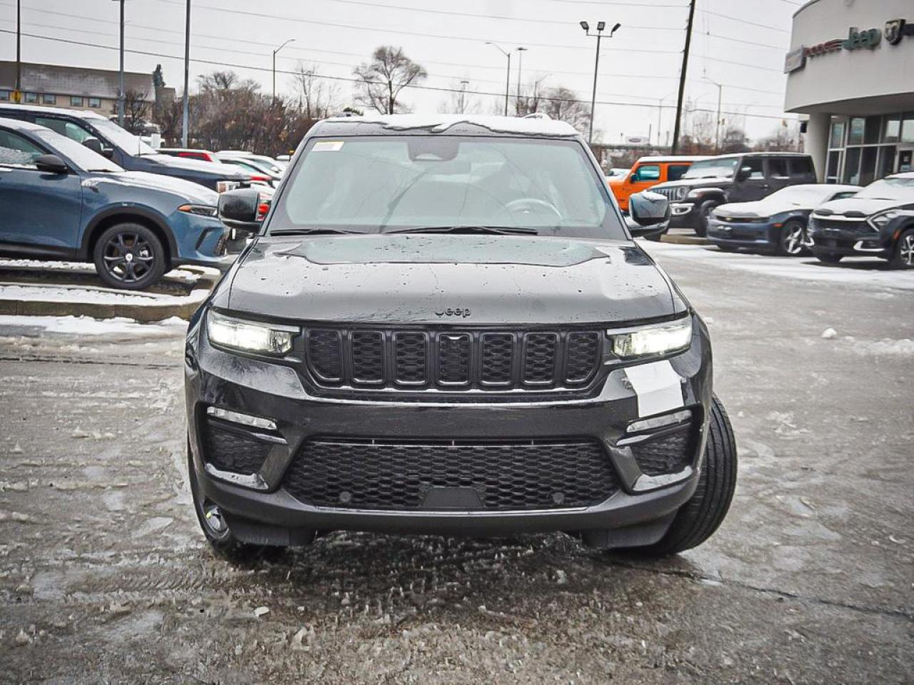 2025 Jeep Grand Cherokee  Photo