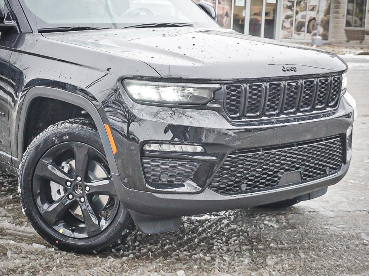 2025 Jeep Grand Cherokee  Photo