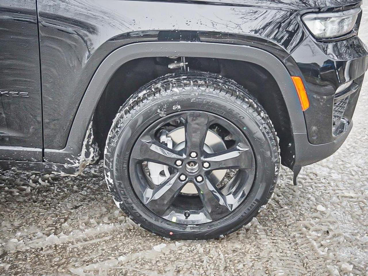 2025 Jeep Grand Cherokee  Photo