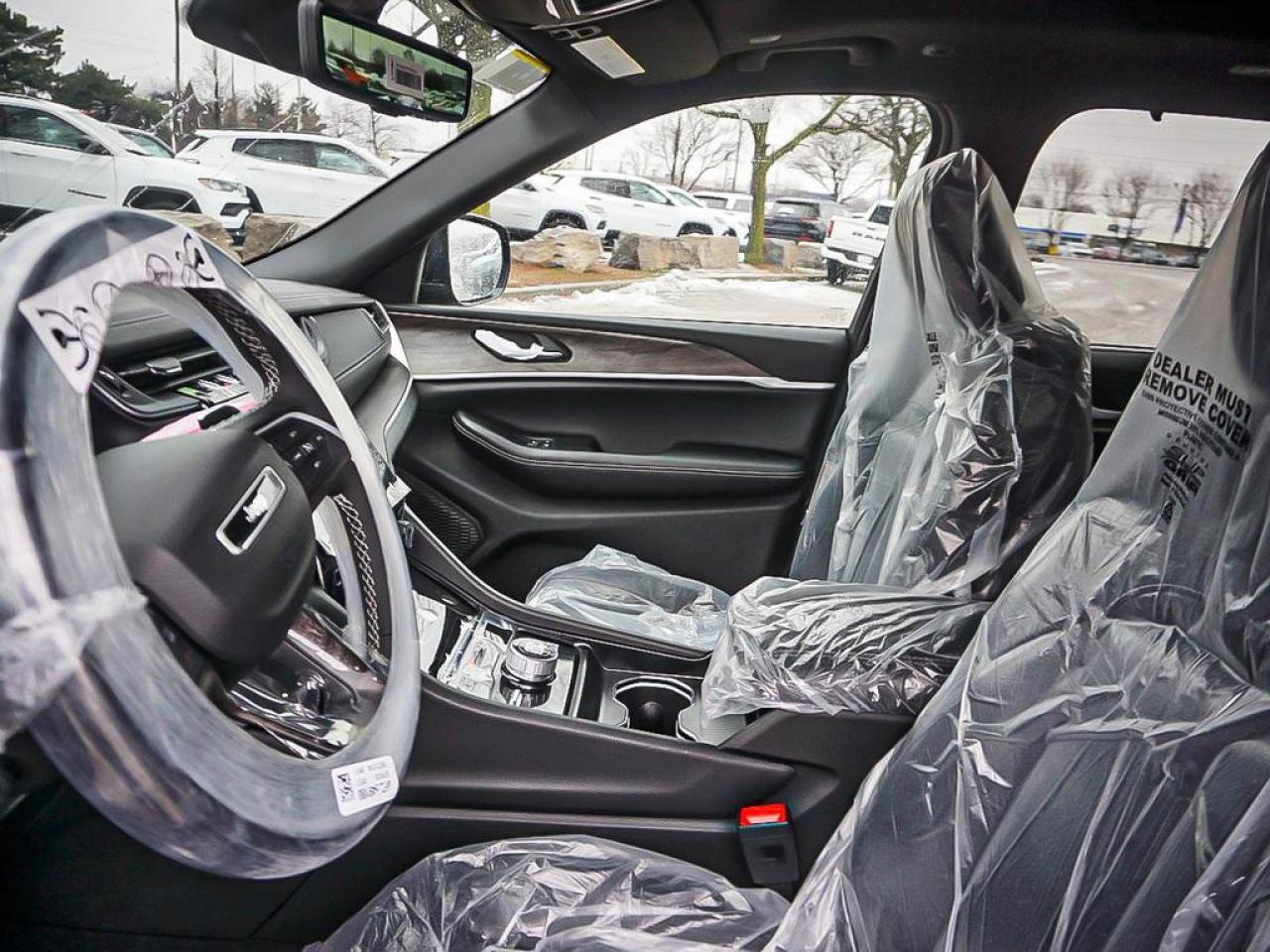 2025 Jeep Grand Cherokee  Photo