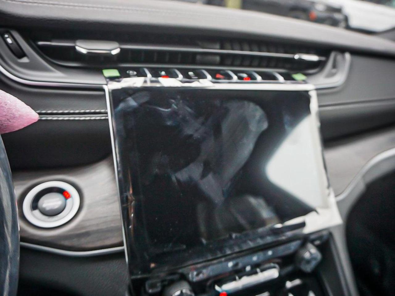 2025 Jeep Grand Cherokee  Photo