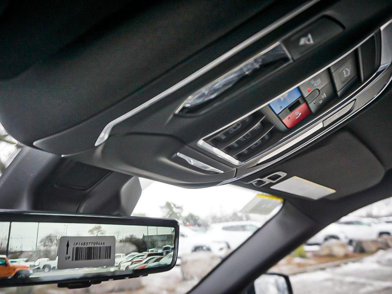 2025 Jeep Grand Cherokee  Photo