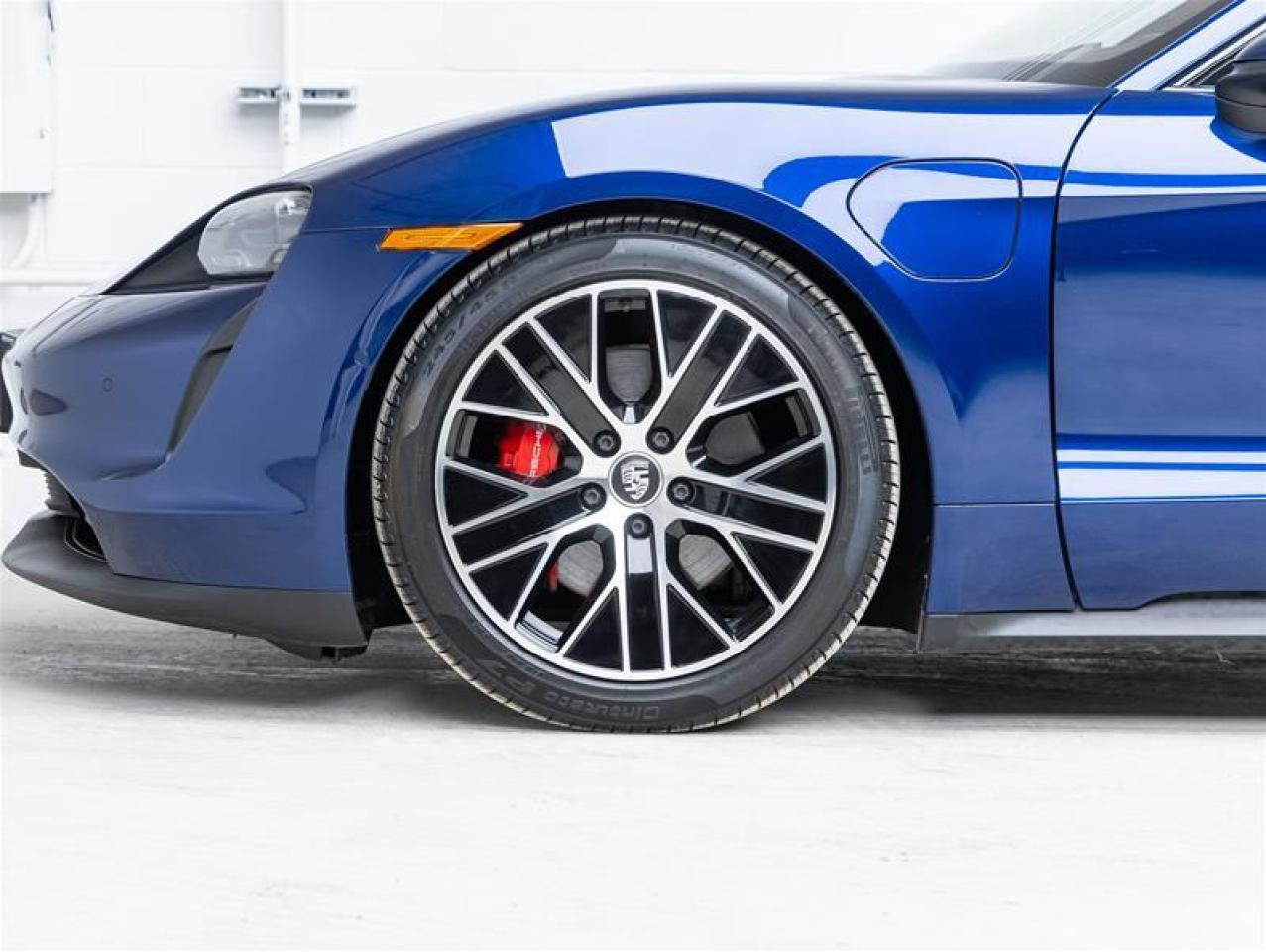 2022 Porsche Taycan  Photo