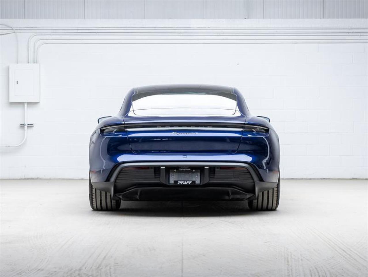 2022 Porsche Taycan  Photo