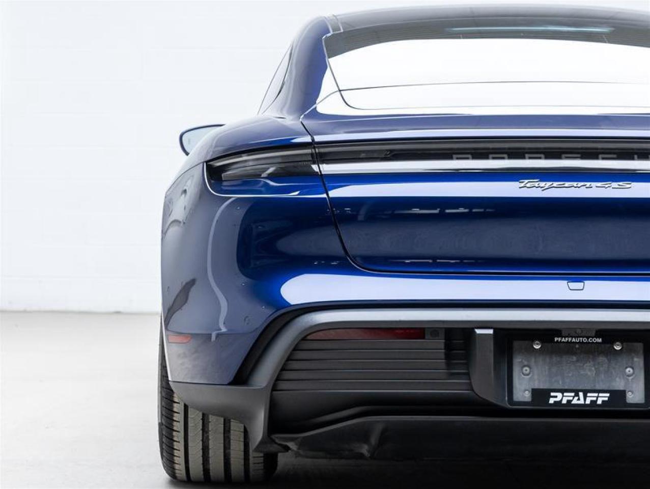 2022 Porsche Taycan  Photo