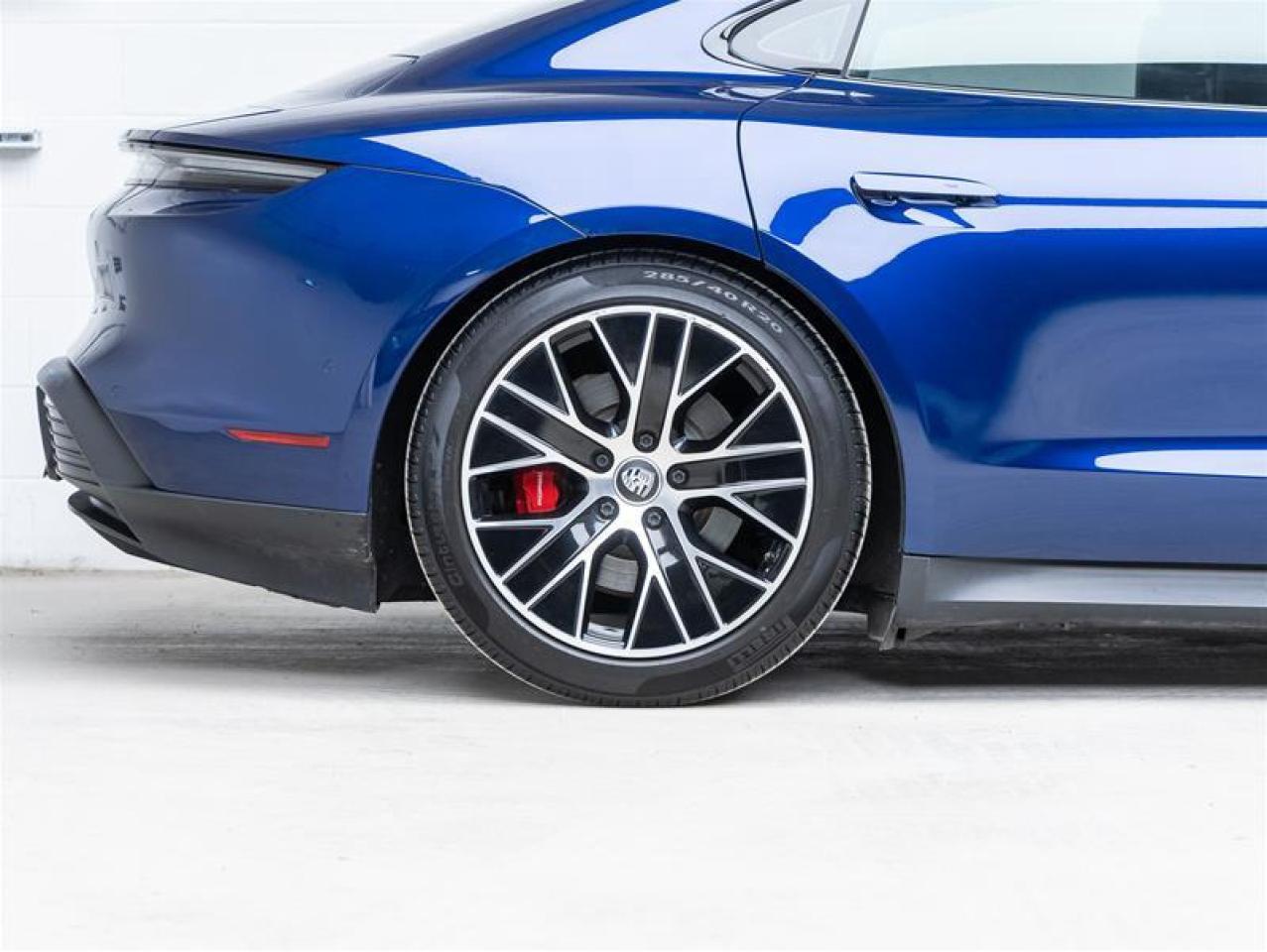 2022 Porsche Taycan  Photo