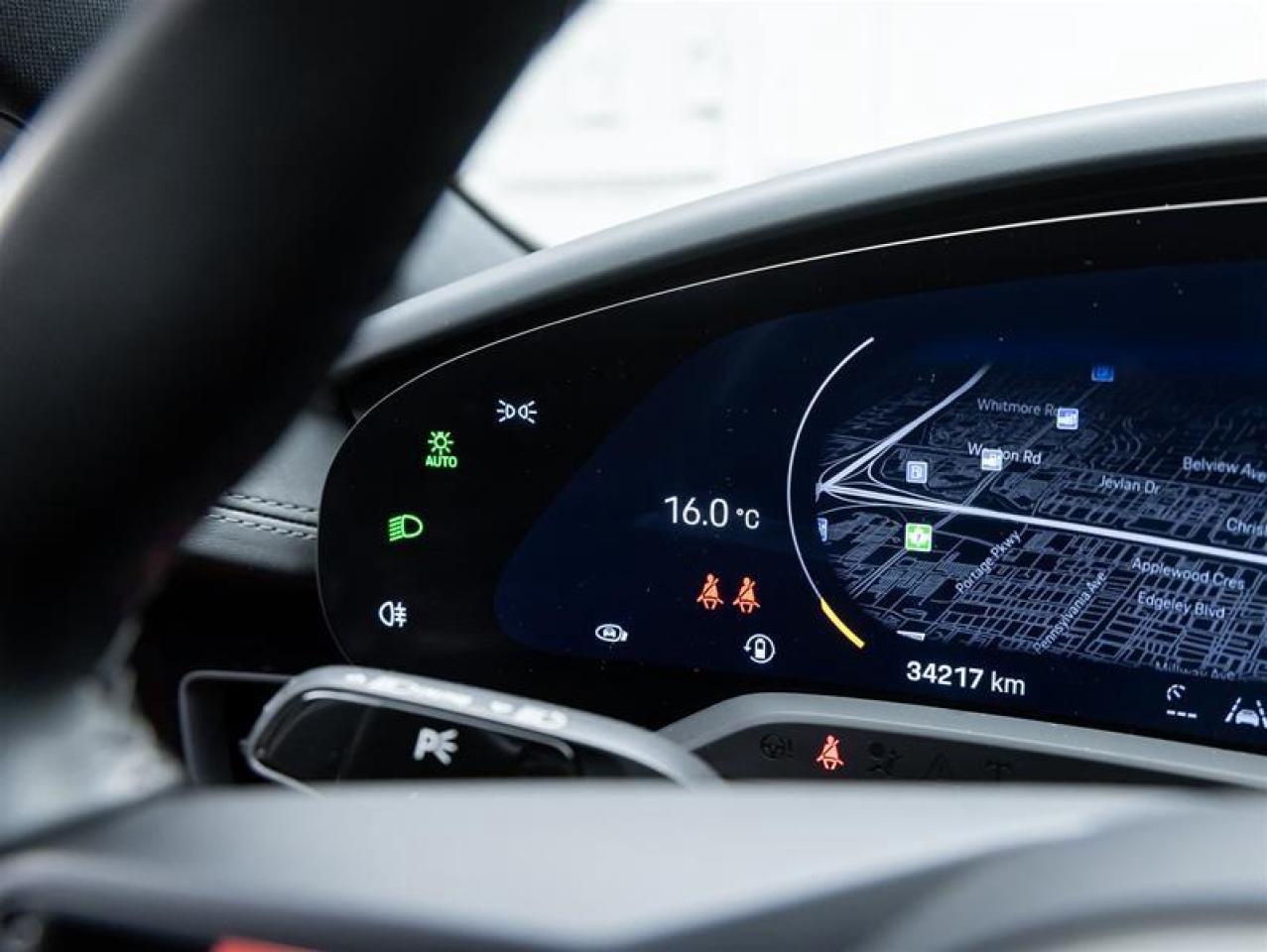 2022 Porsche Taycan  Photo