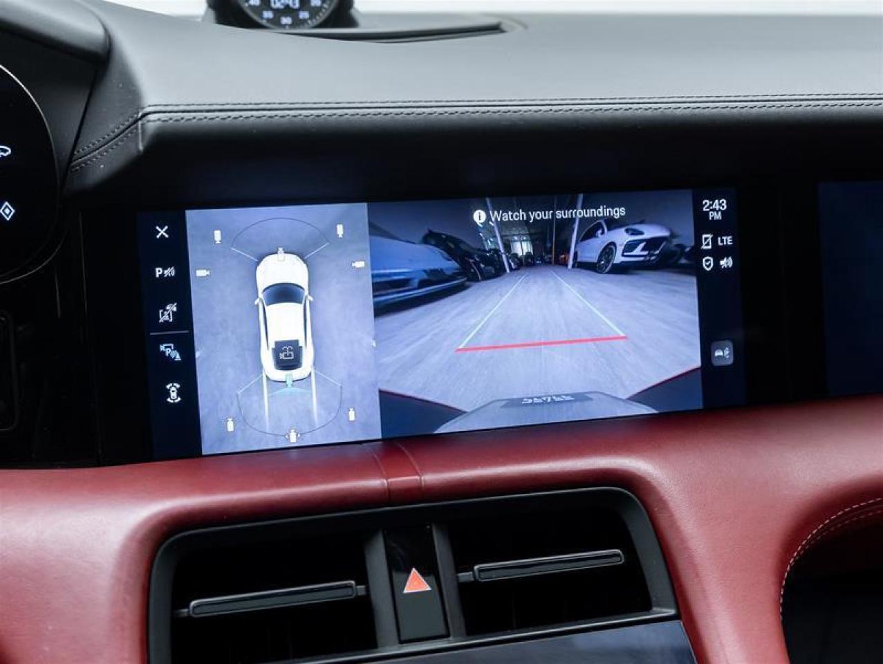 2022 Porsche Taycan  Photo