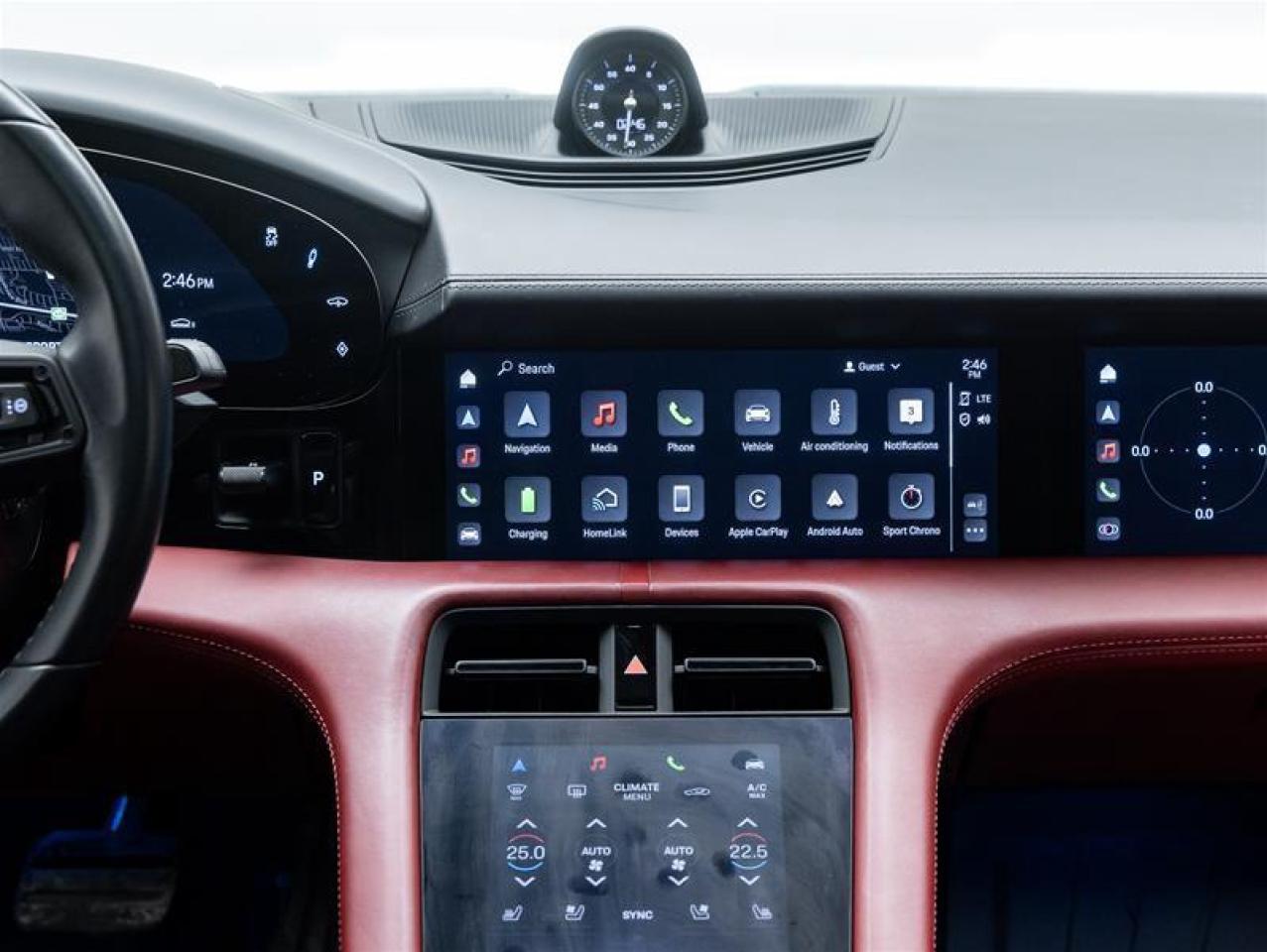 2022 Porsche Taycan  Photo