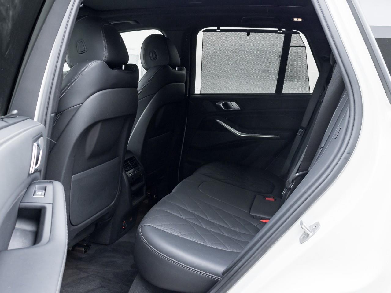 2024 BMW X5 xDrive40i 4dr All-Wheel Drive Sports Activity Vehicle Photo