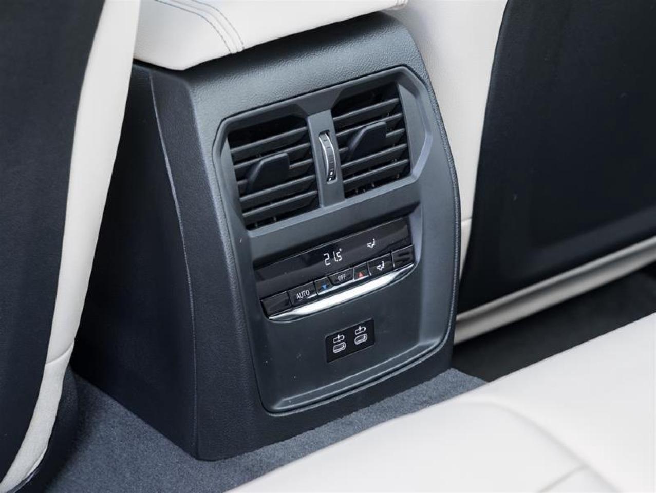 2026 BMW M340 i xDrive 4dr All-Wheel Drive Sedan Photo