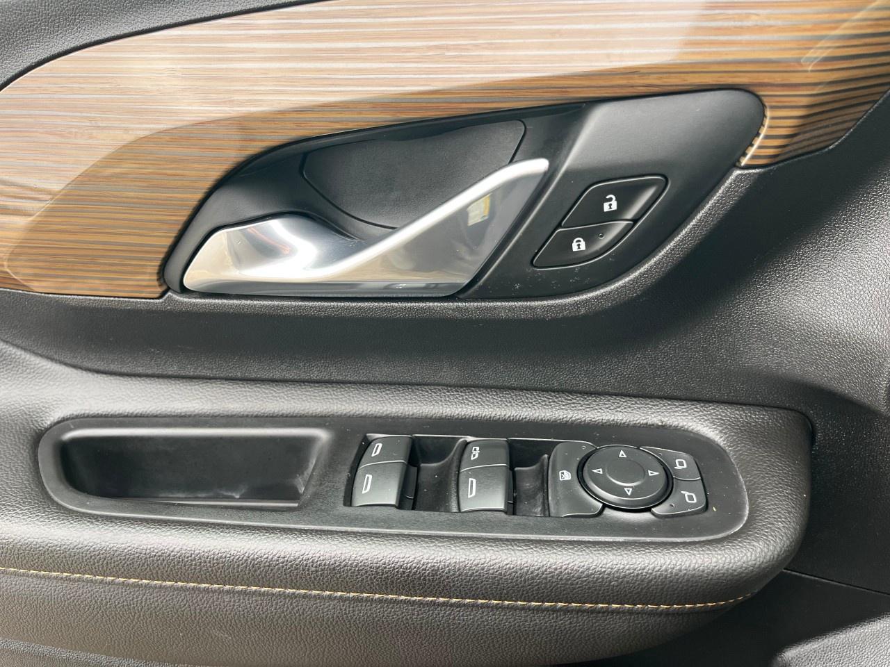 2019 GMC Terrain FWD SLE Photo