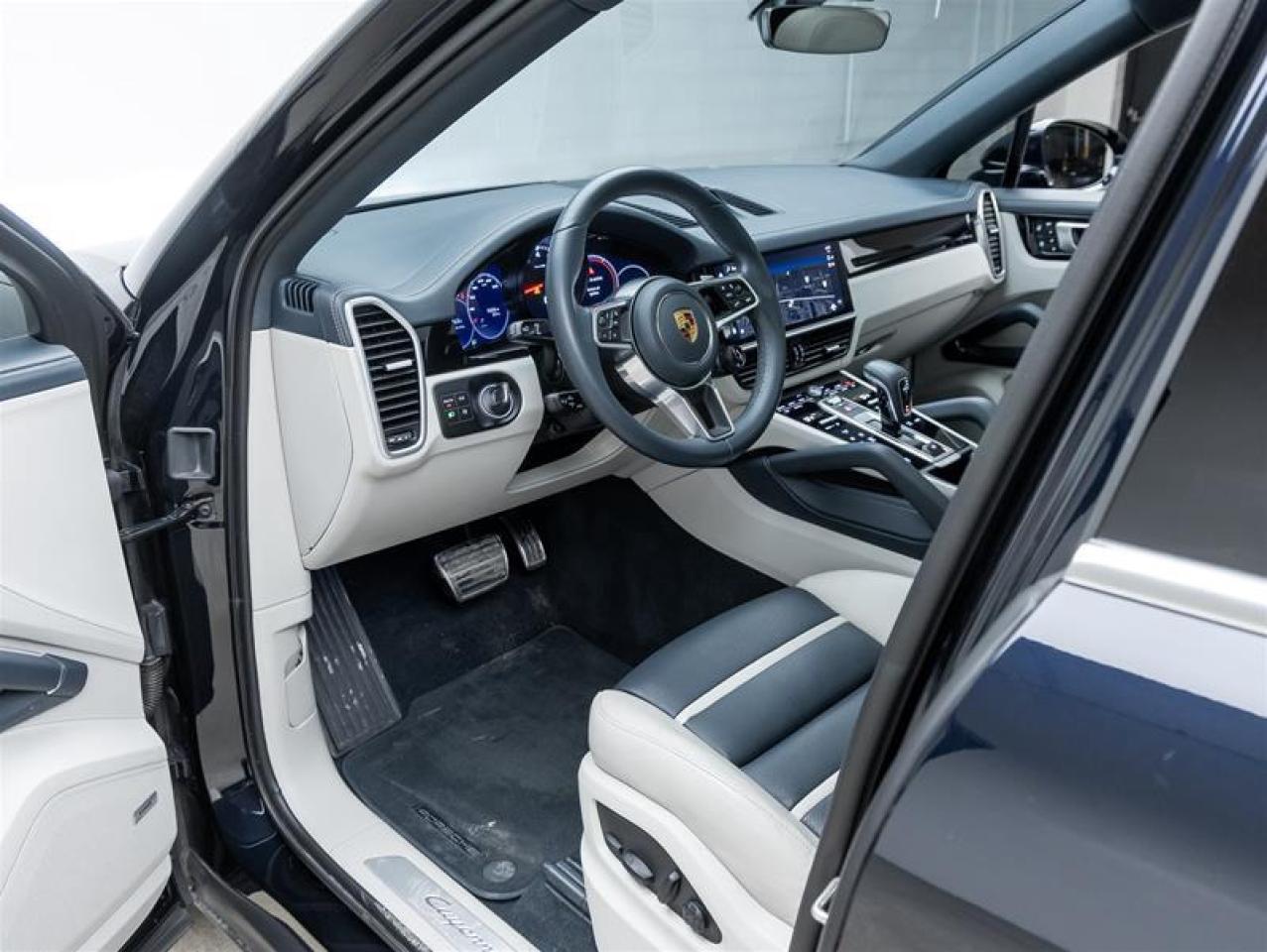 2022 Porsche Cayenne  Photo