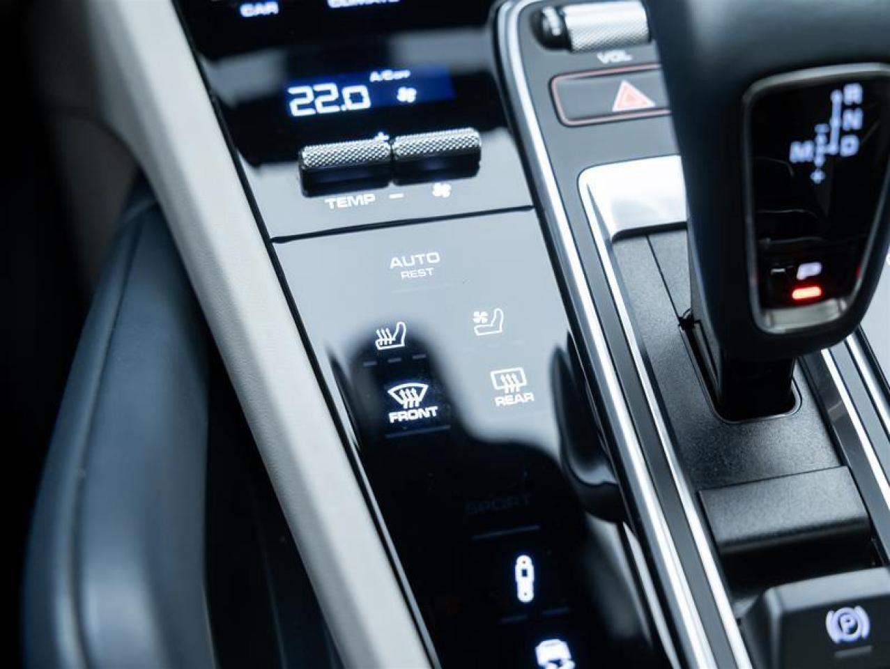 2022 Porsche Cayenne  Photo