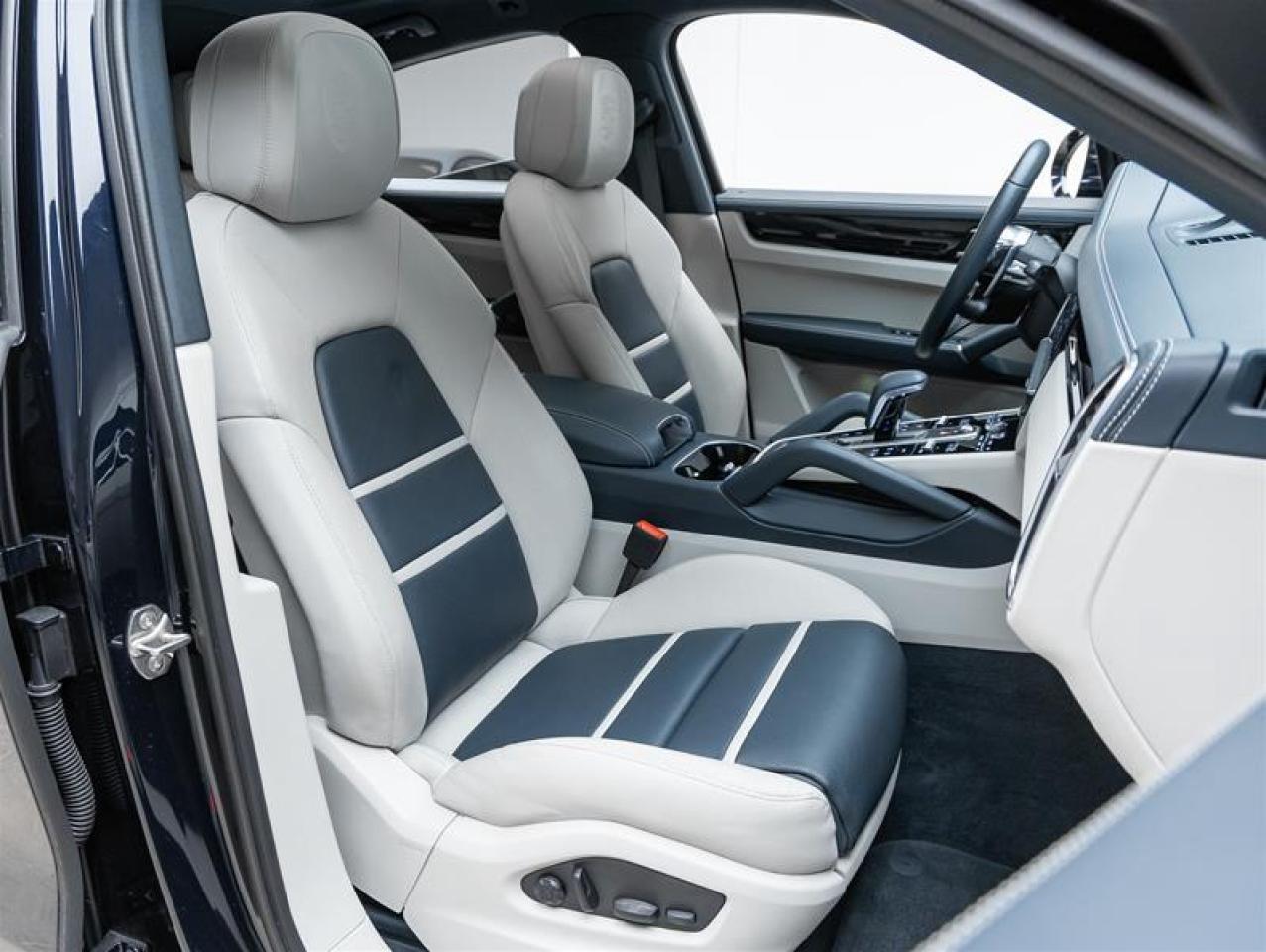 2022 Porsche Cayenne  Photo