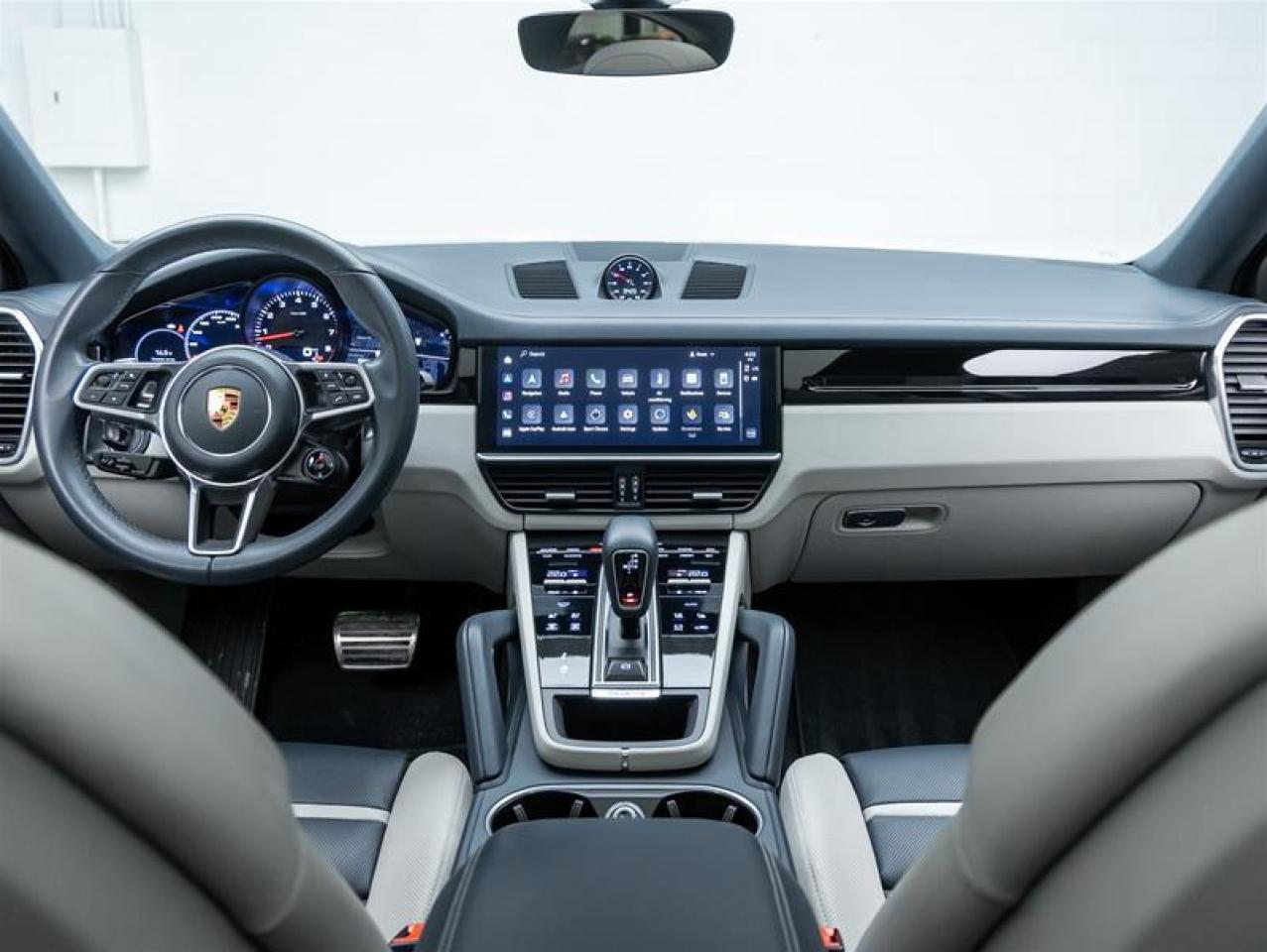 2022 Porsche Cayenne  Photo