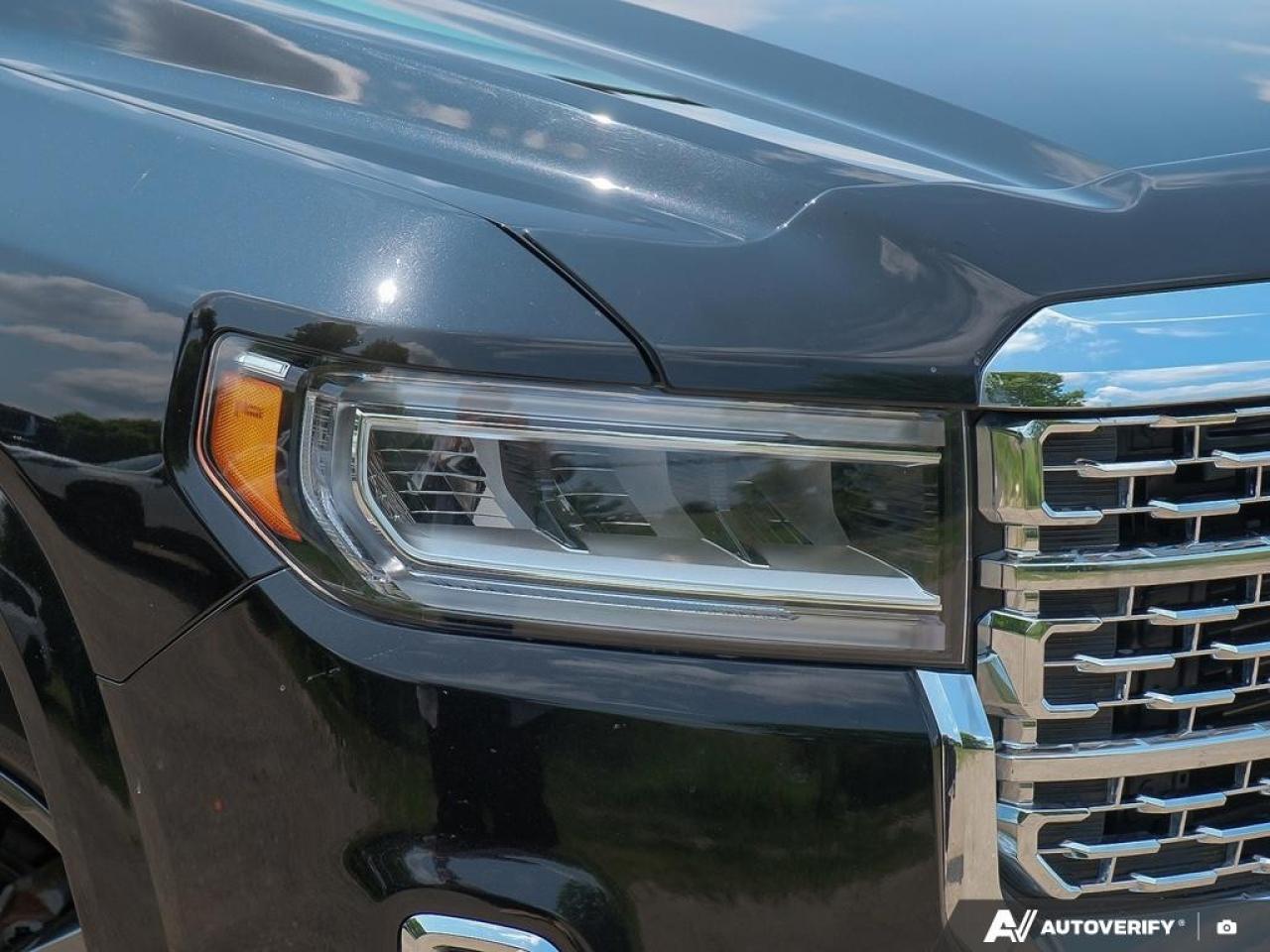 2023 GMC Acadia AWD DENALI Photo