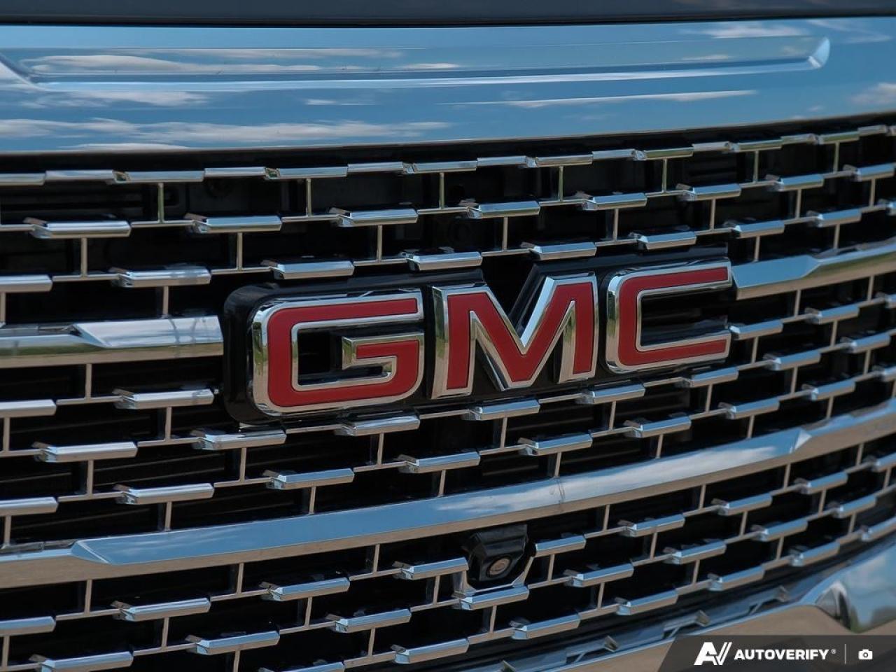 2023 GMC Acadia AWD DENALI Photo