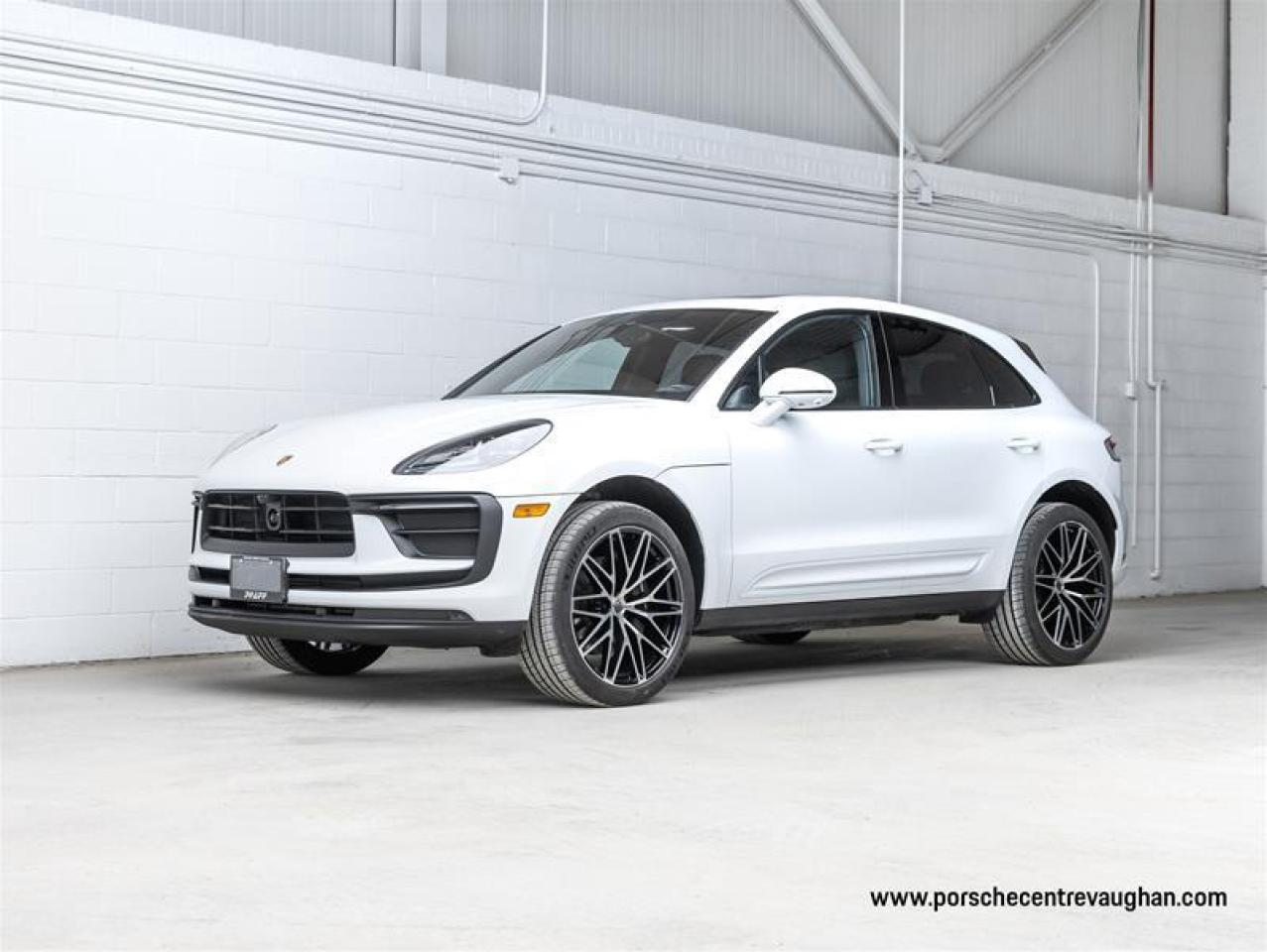 2025 Porsche Macan  Photo