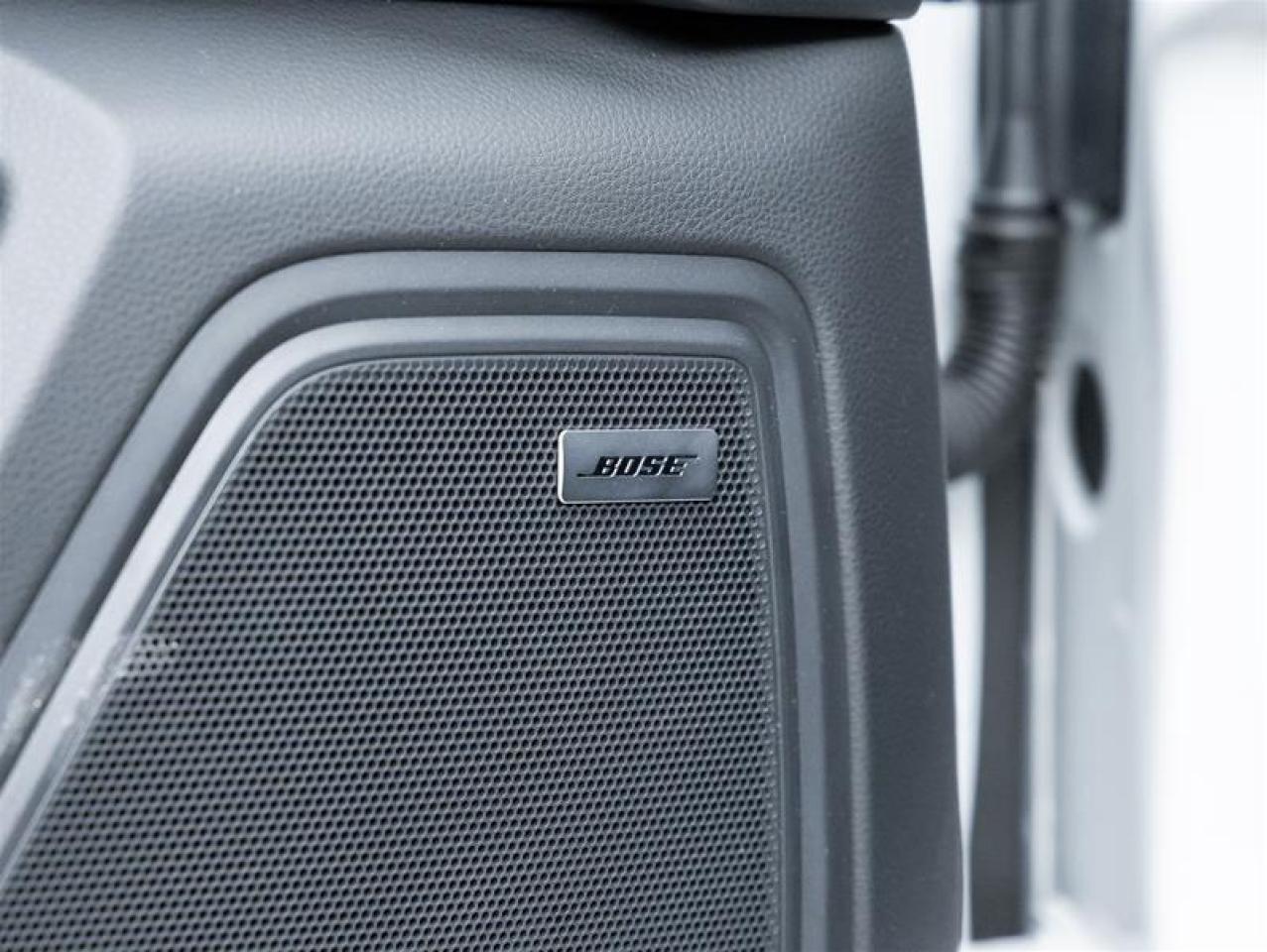 2025 Porsche Macan  Photo