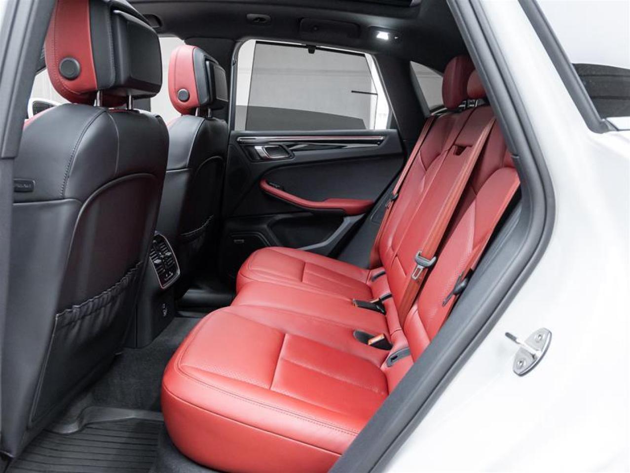 2025 Porsche Macan  Photo