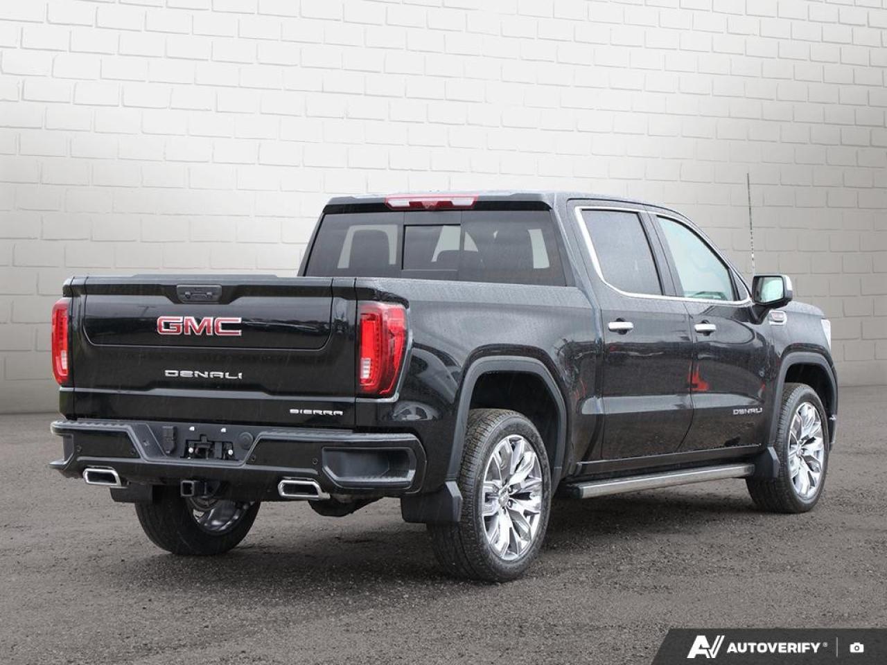 2026 GMC Sierra 1500 Crew Cab Short Box 4-Wheel Drive Denali Photo4