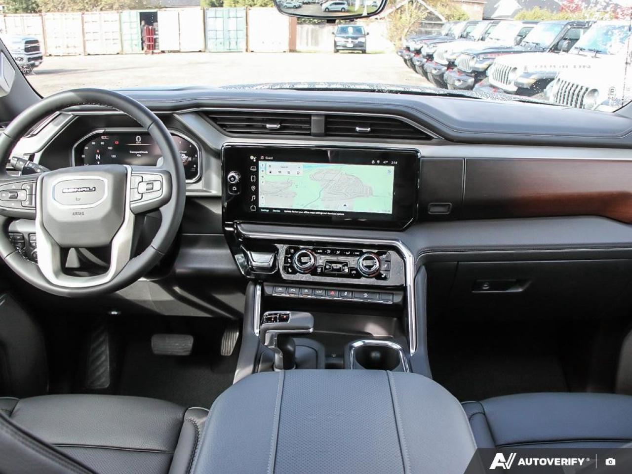 2026 GMC Sierra 1500 Crew Cab Short Box 4-Wheel Drive Denali Photo