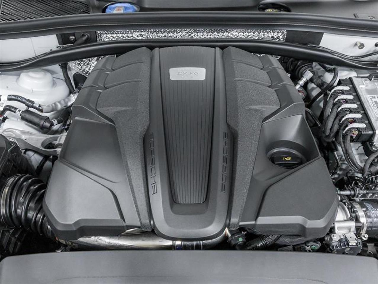 2026 Porsche Macan  Photo