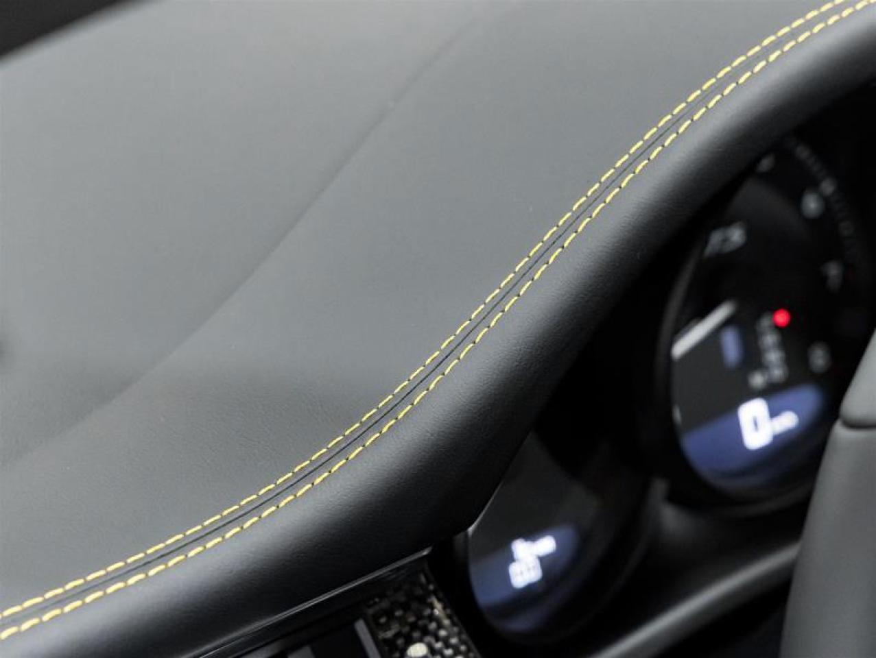 2026 Porsche Macan  Photo