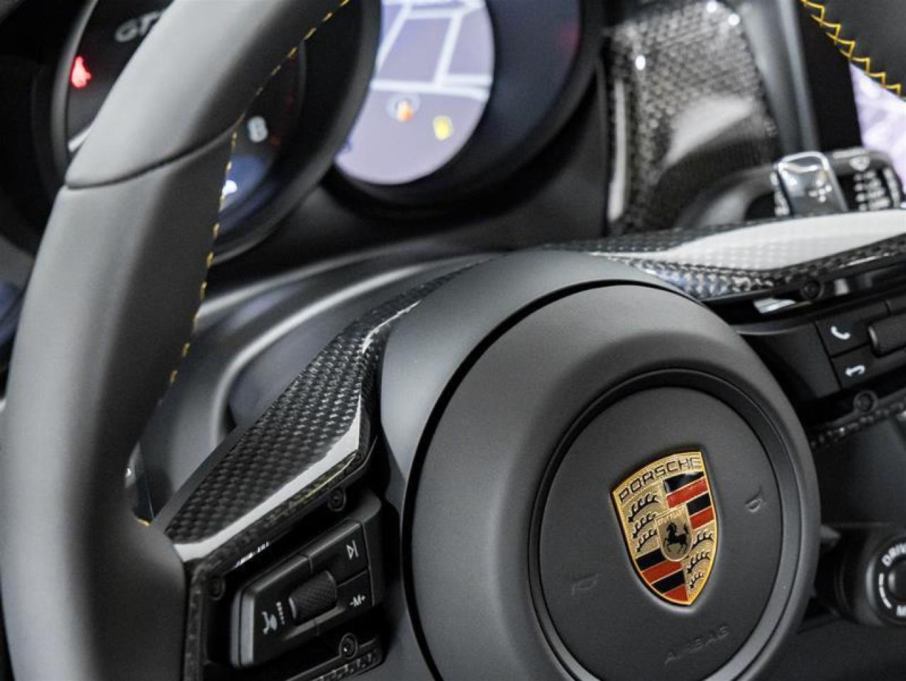 2026 Porsche Macan  Photo