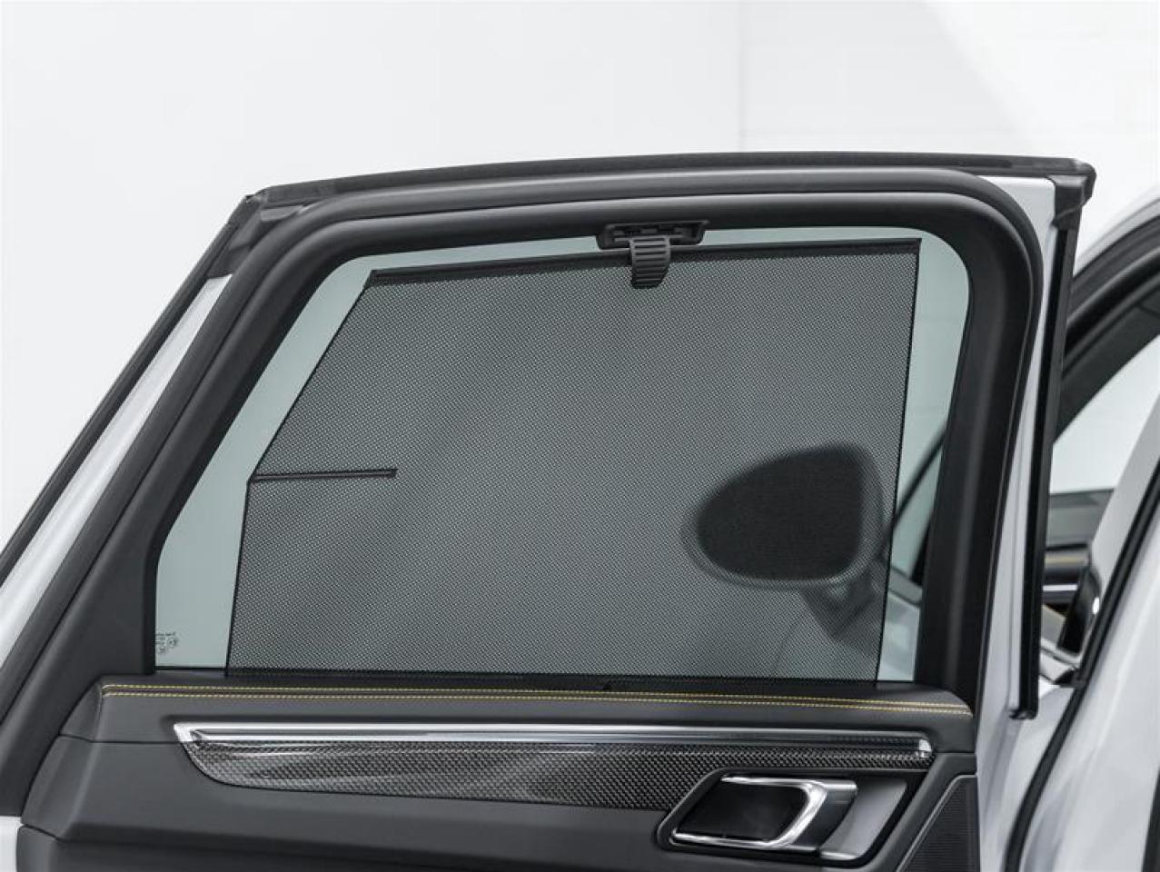 2026 Porsche Macan  Photo