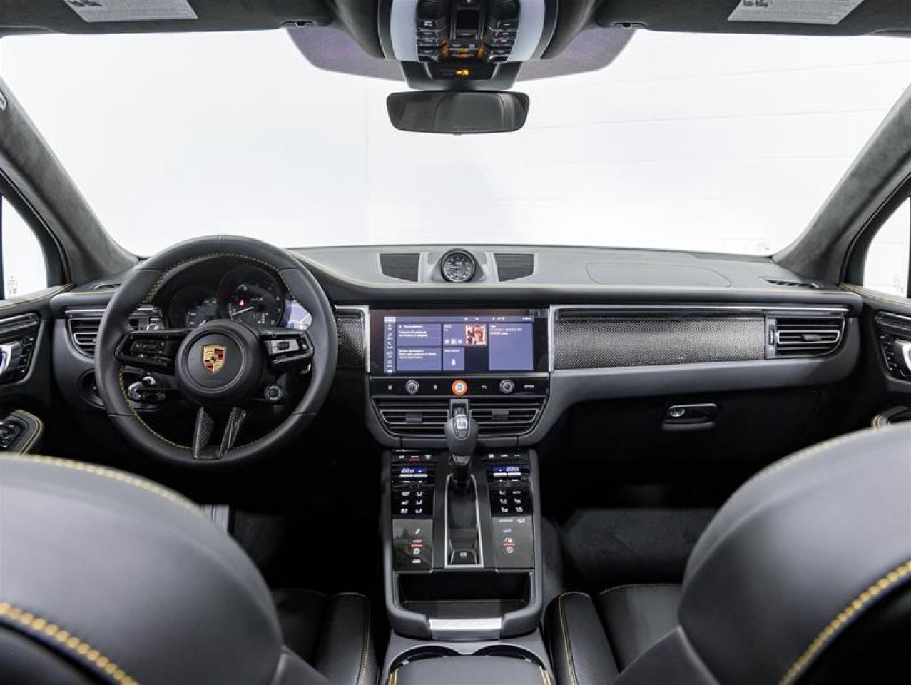 2026 Porsche Macan  Photo