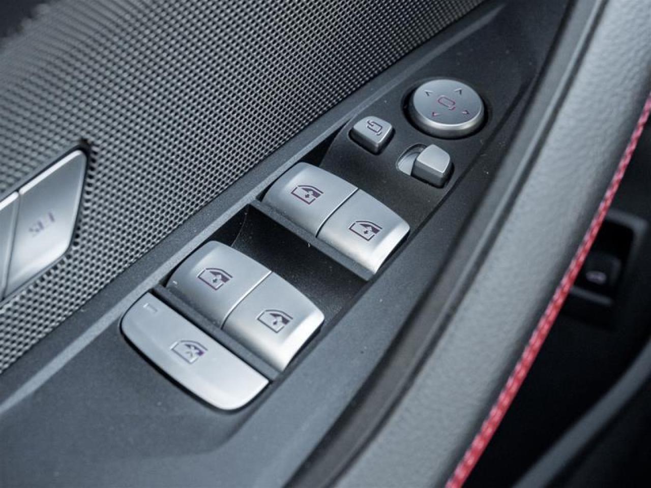 2025 BMW 430i  Photo