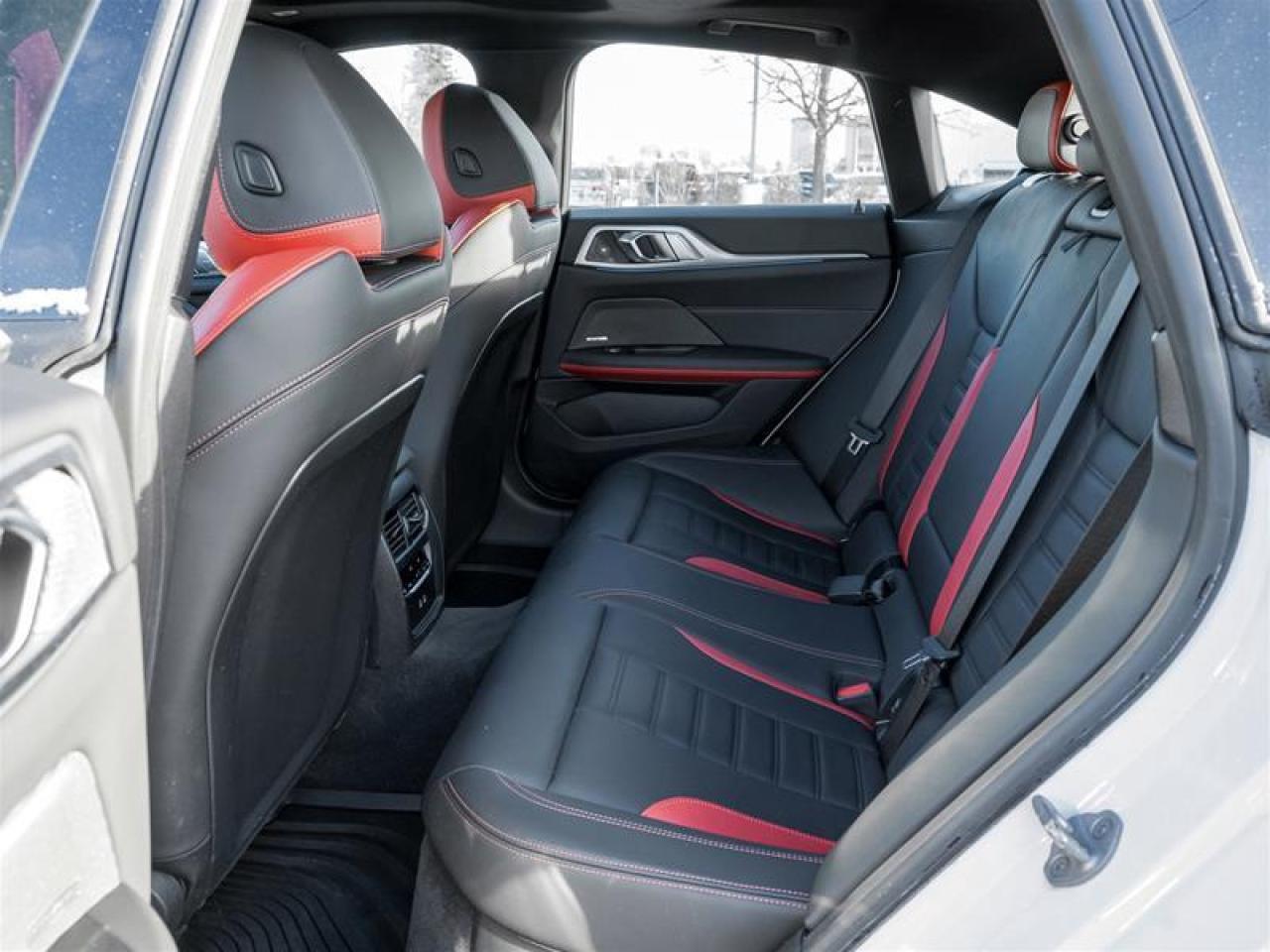 2025 BMW 430i  Photo