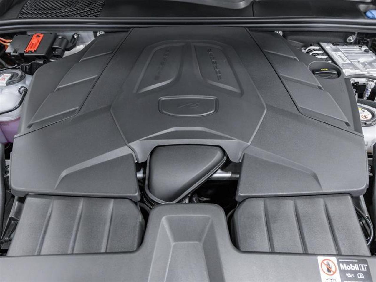 2026 Porsche Cayenne  Photo2