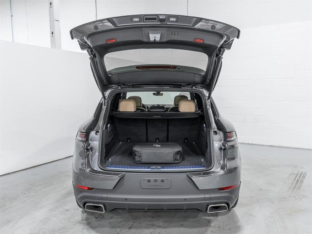 2026 Porsche Cayenne  Photo