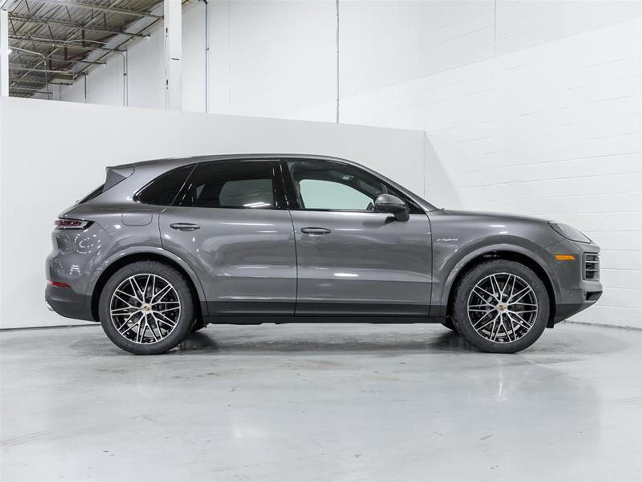 2026 Porsche Cayenne  Photo