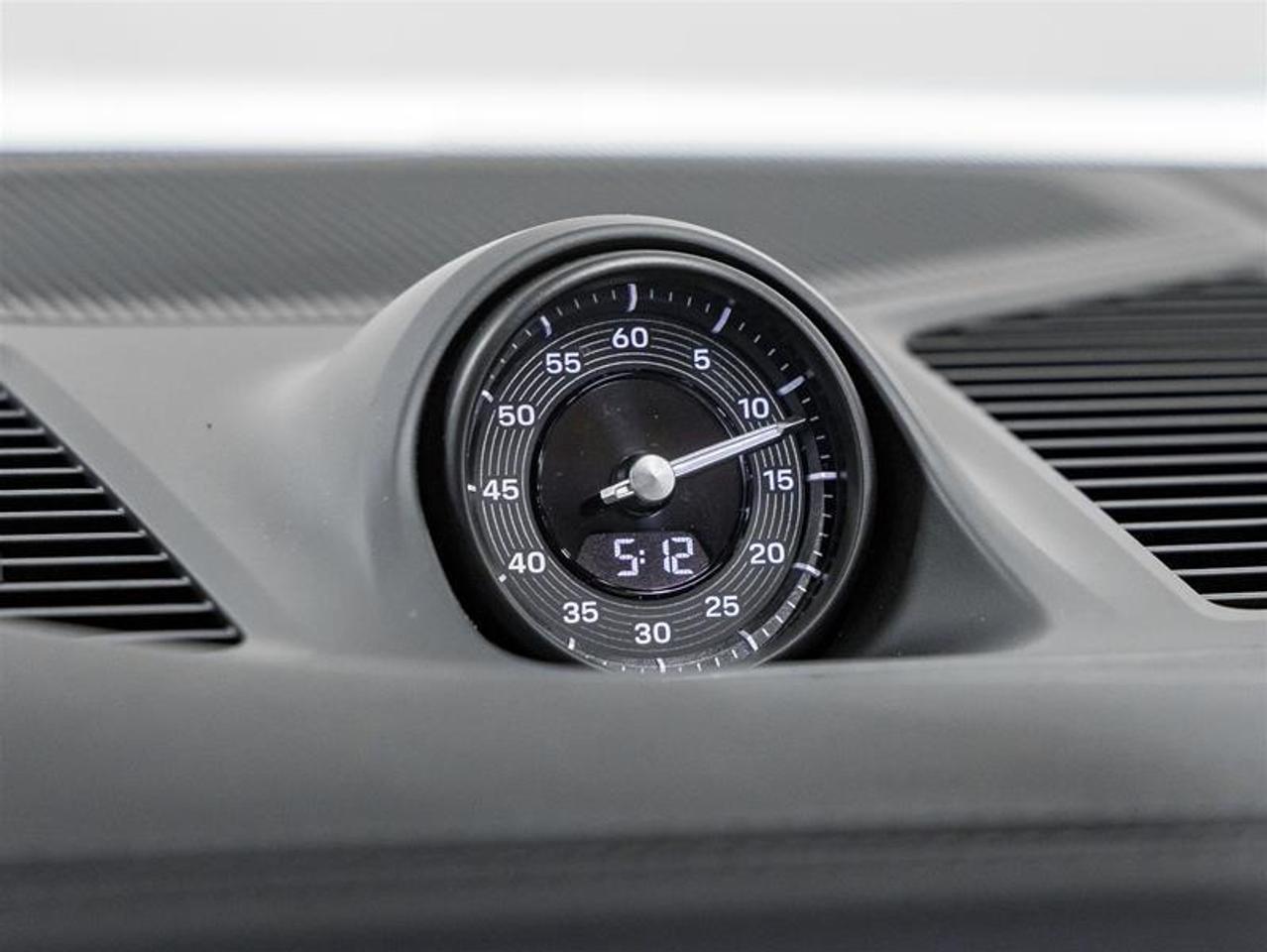 2026 Porsche Cayenne  Photo