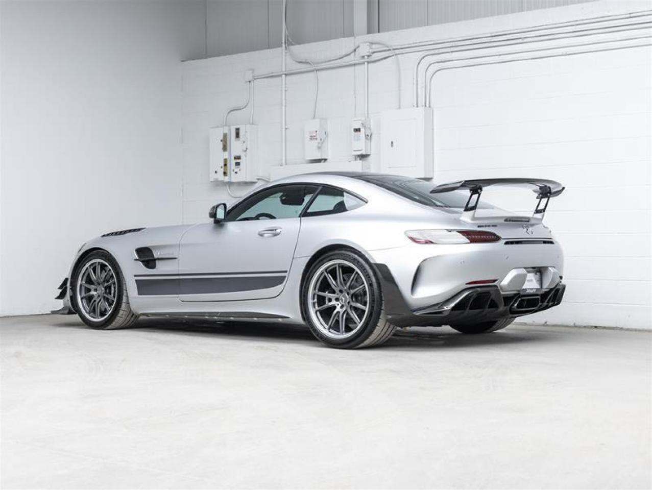 2020 Mercedes-Benz AMG GT R  Photo