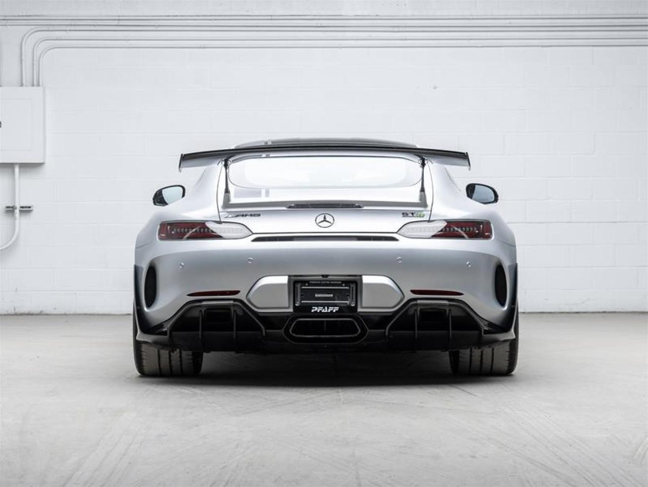 2020 Mercedes-Benz AMG GT R  Photo