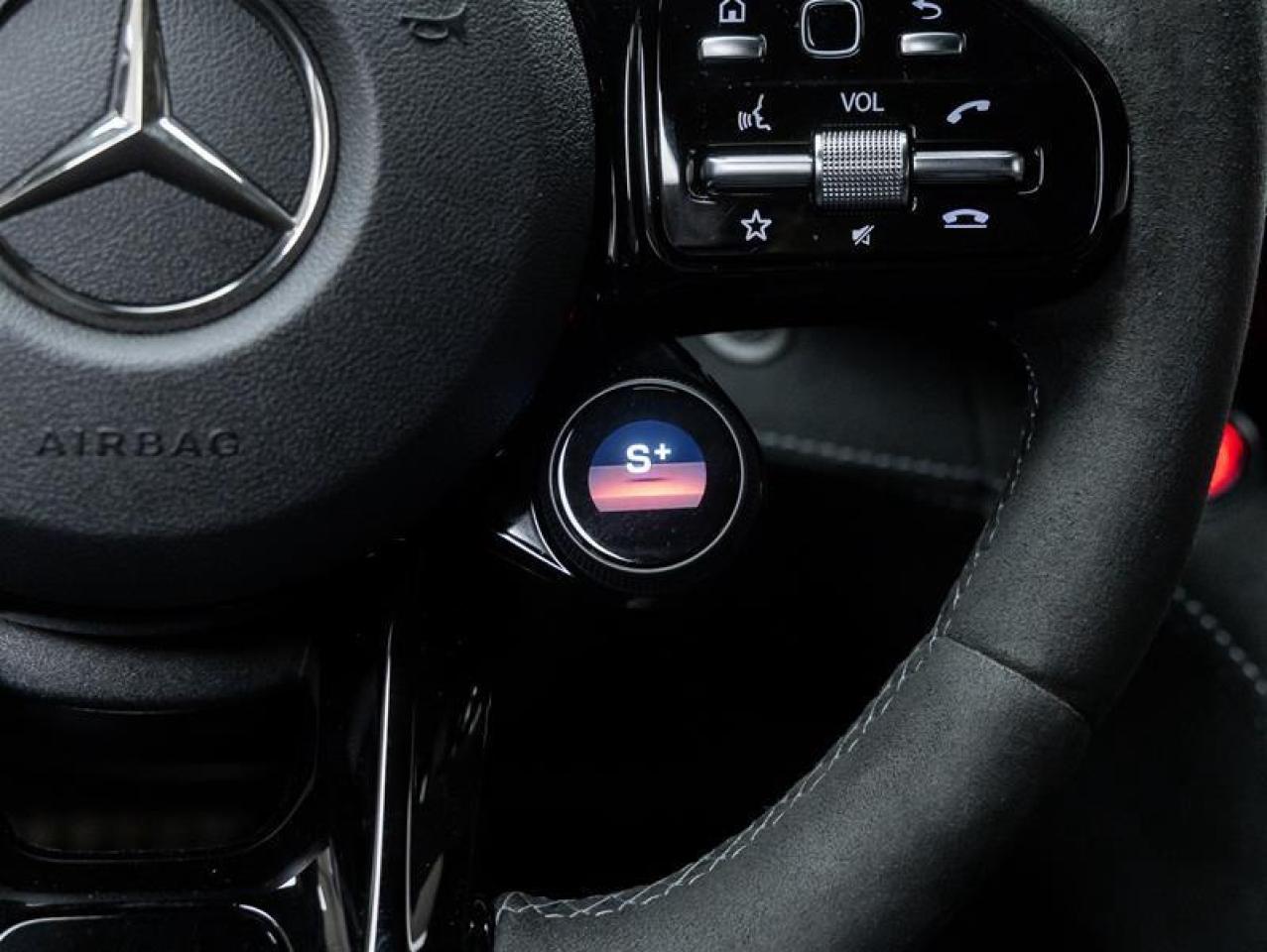 2020 Mercedes-Benz AMG GT R  Photo