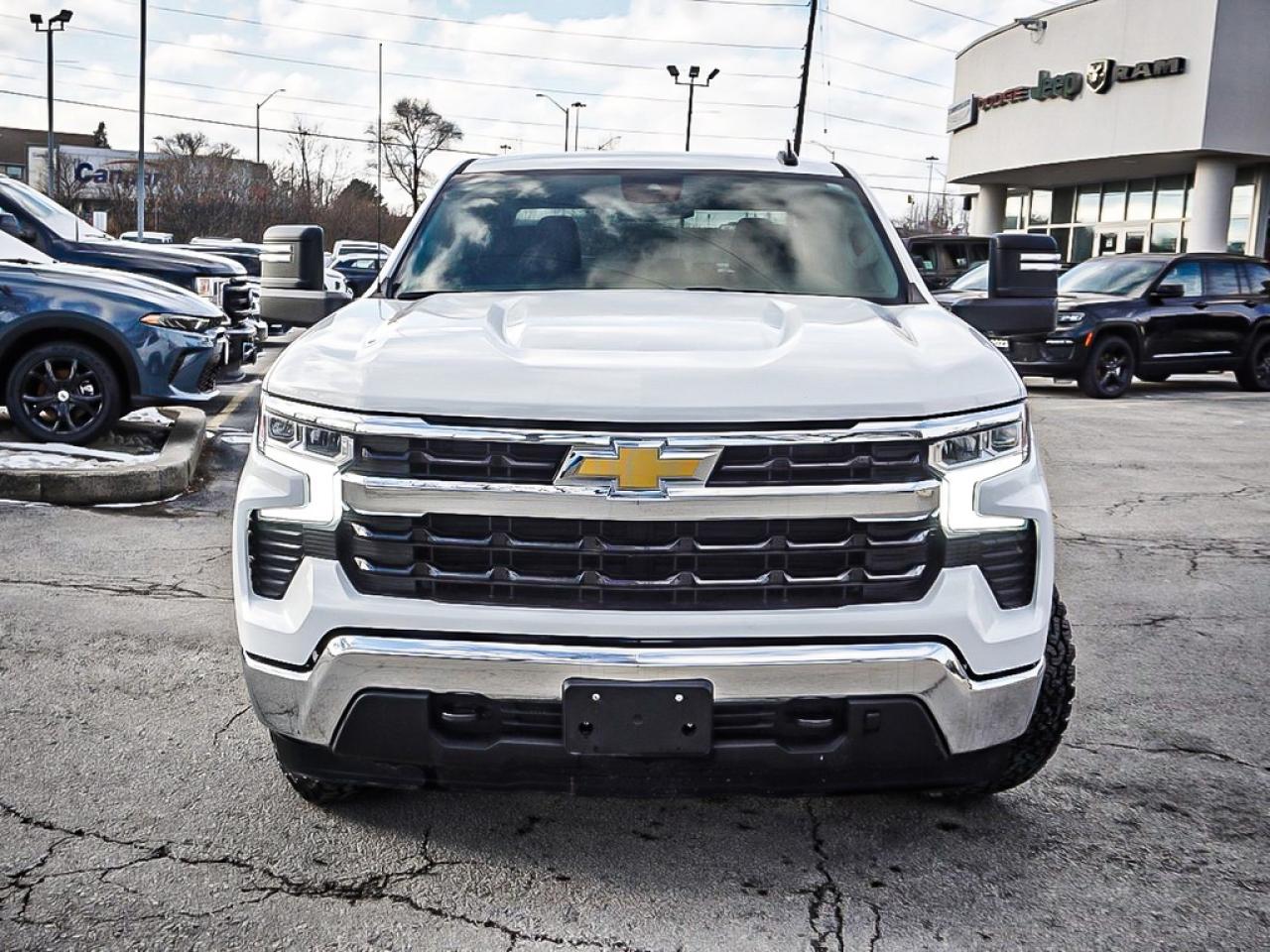 2024 Chevrolet Silverado 1500  Photo2