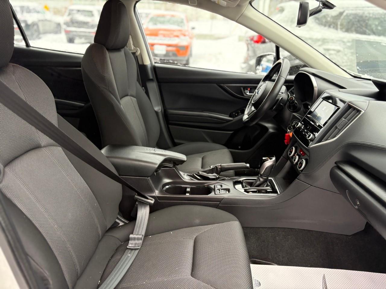 2017 Subaru Impreza Touring (CVT) 4dr Hatchback Photo