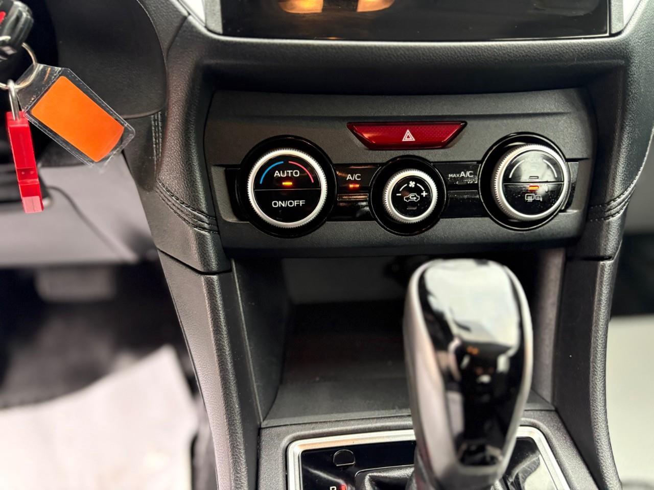 2017 Subaru Impreza Touring (CVT) 4dr Hatchback Photo