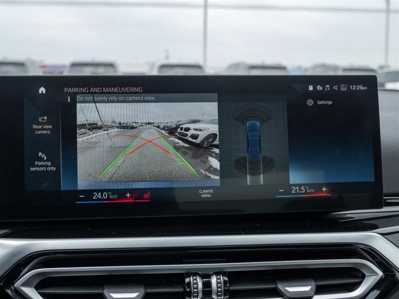 2023 BMW 330 i xDrive 4dr All-Wheel Drive Sedan Photo