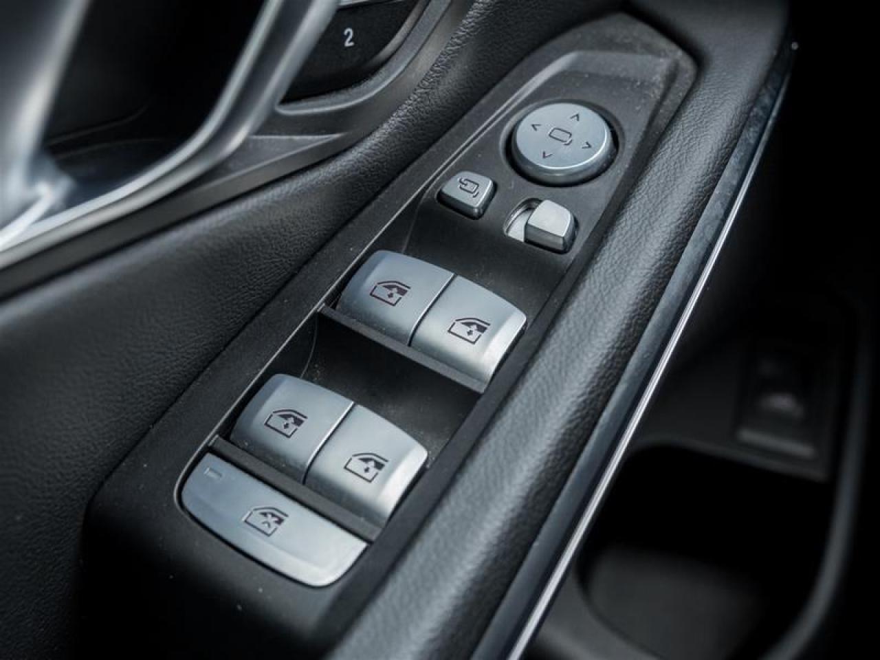 2023 BMW 330 i xDrive 4dr All-Wheel Drive Sedan Photo